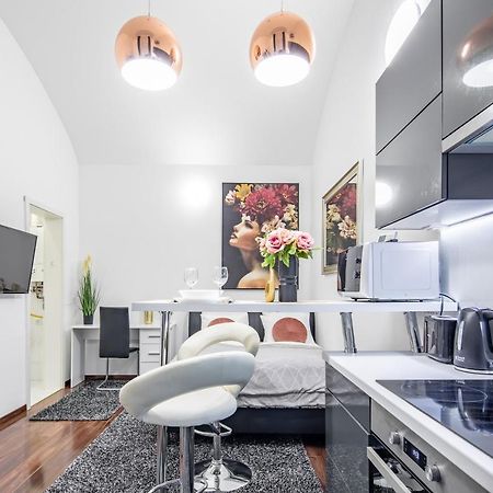 Melody Meadow Apartment Budapest Exterior photo